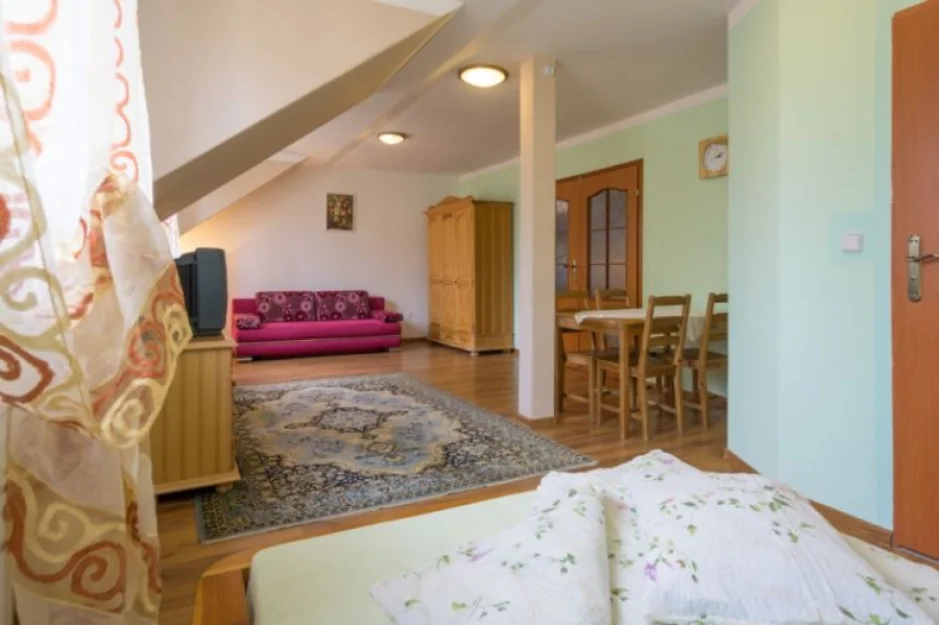 Zdjęcie Pokoje Gościnne ZAJĄCÓWKA #7