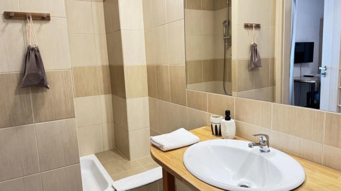 Łazienki z prysznicem