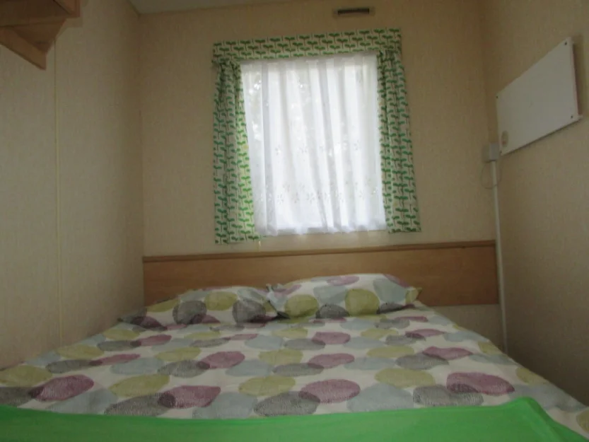 Zdjęcie "Między Sosnami a Brzegiem Jeziora" #37