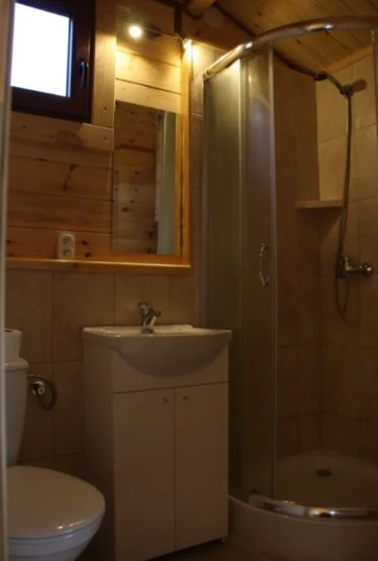 Zdjęcie Pokoje i Domki PRZY LEŚNICZÓWCE #7