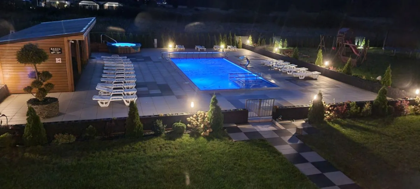 Zdjęcie DOMKI LA PLATA ŁEBA - PODGRZEWANY BASEN, SAUNA , JACUZZI #18