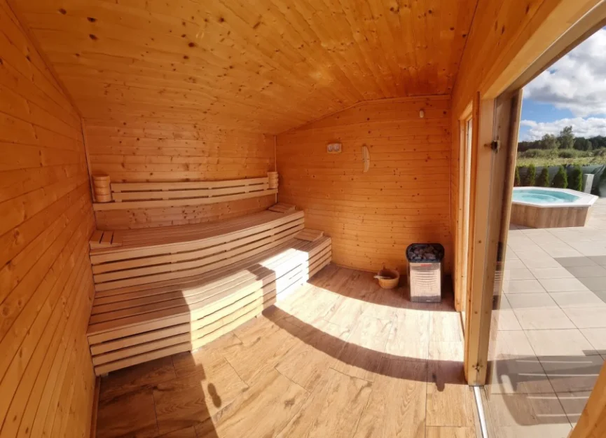 Zdjęcie DOMKI LA PLATA ŁEBA - PODGRZEWANY BASEN, SAUNA , JACUZZI #56