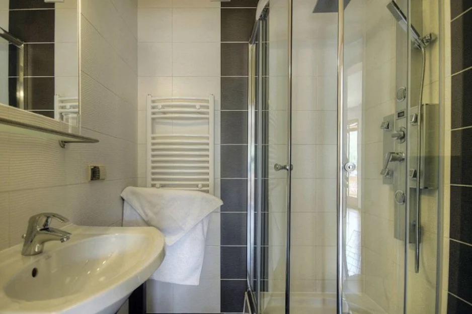 łazienka z funkcją jacuzzi