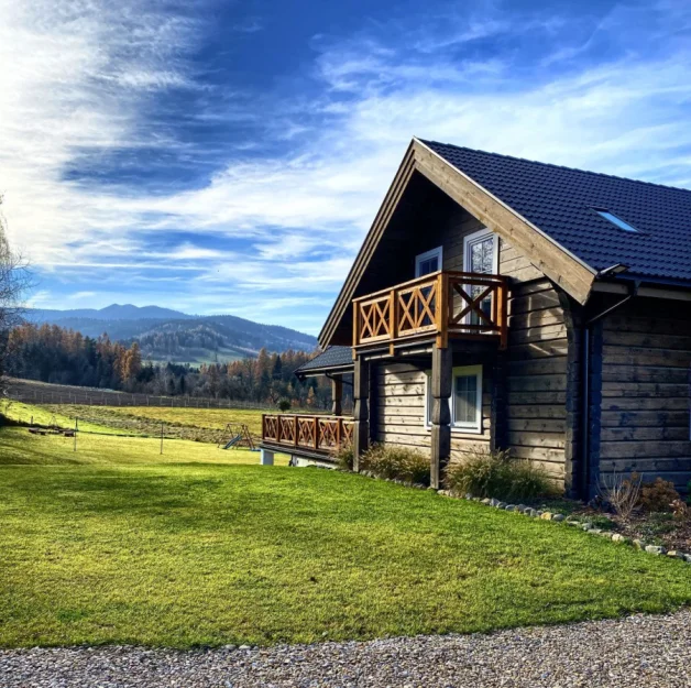 Zdjęcie CHATA POD PRZEHYBĄ - ekologiczny dom z bali dla 15 osób #52