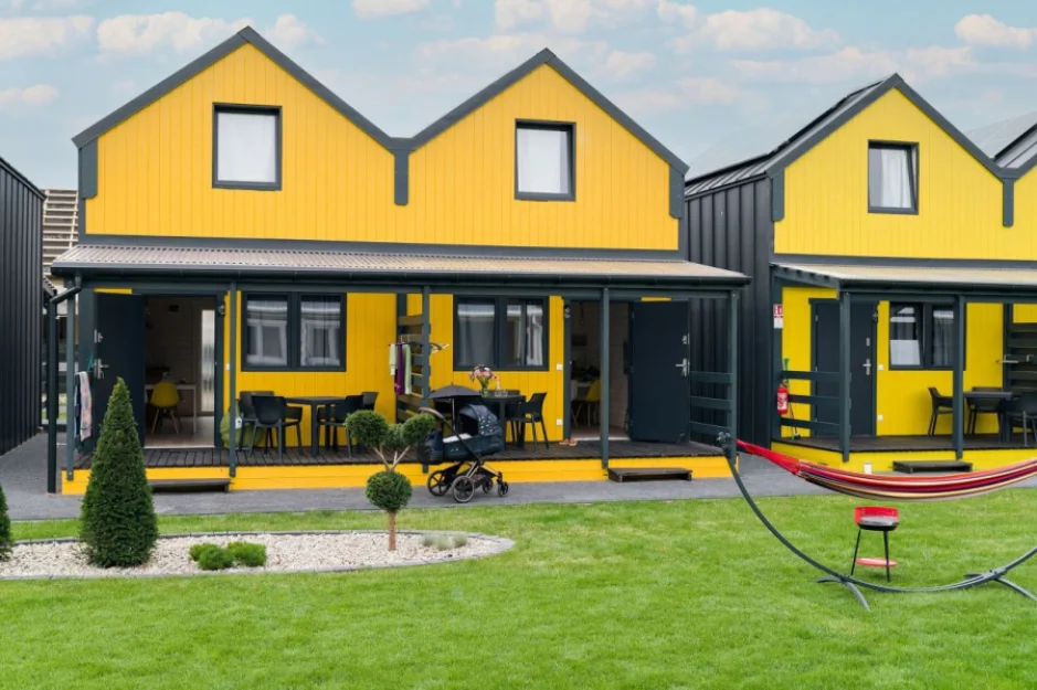 Domki piętrowe z dwoma tarasami