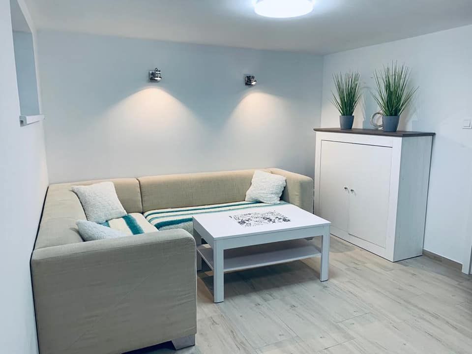 Zdjęcie Całoroczny domek 8-os. nad jeziorem