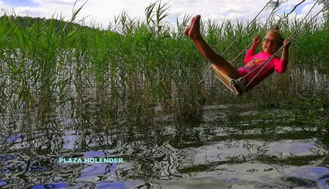 Zdjęcie DOMEK NAD JEZIOREM ogrodzony, pomost, plaża, las #31