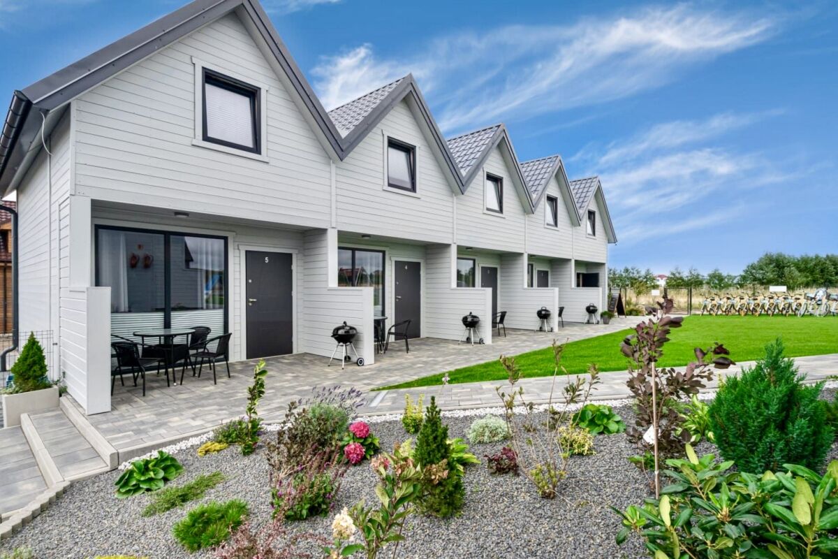 Zdjęcie SAND Sarbinowo domki letniskowe nad morzem #1