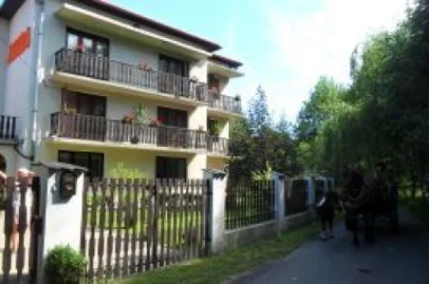 Pokoje Gościnne JAGODA