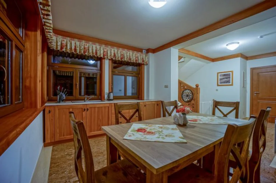 Zdjęcie Willa Pod Miedzą, 200 metrów do Term #2