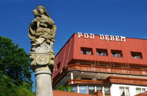 Ośrodek wypoczynkowy POD DĘBEM