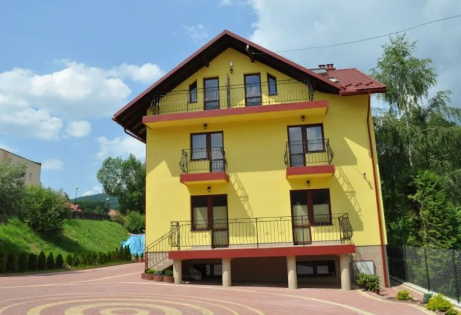 Zdjęcie Hotelik "Pod Orlikiem" #1