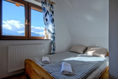 Dom na Wierchu z widokiem na góry