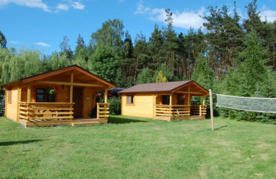 Zdjęcie Pokoje i Domki PRZY LEŚNICZÓWCE #1