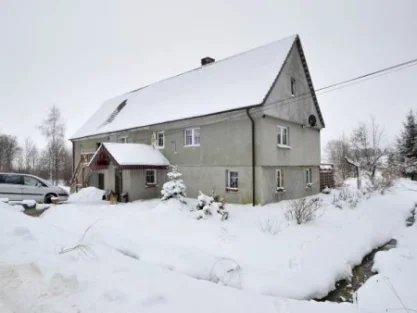 Pokoje Gościnne PRZY LESIE