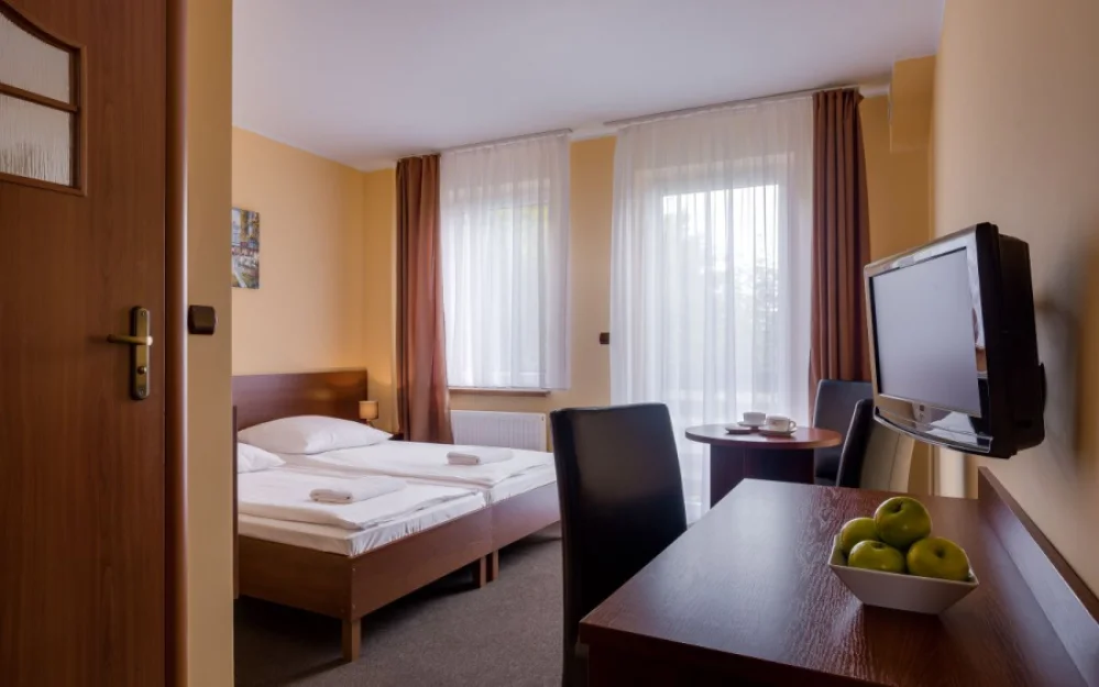 Pokój dwuosobowy z balkonem