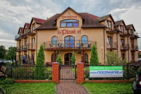 Pensjonat Piast Rewal