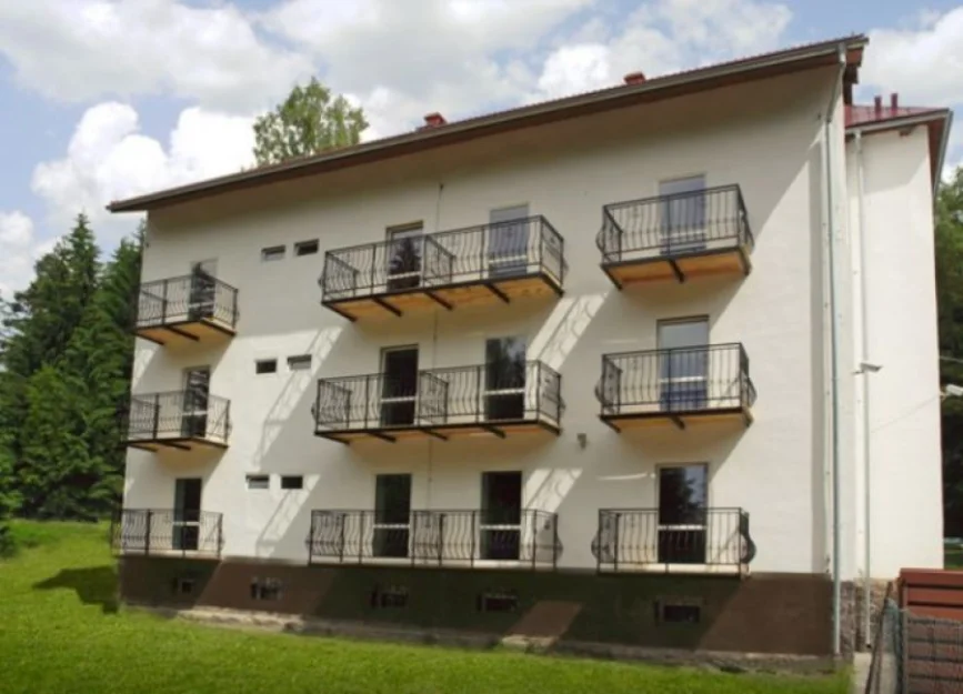 Zdjęcie Ośrodek Wypoczynkowy POD SKAŁKĄ #1