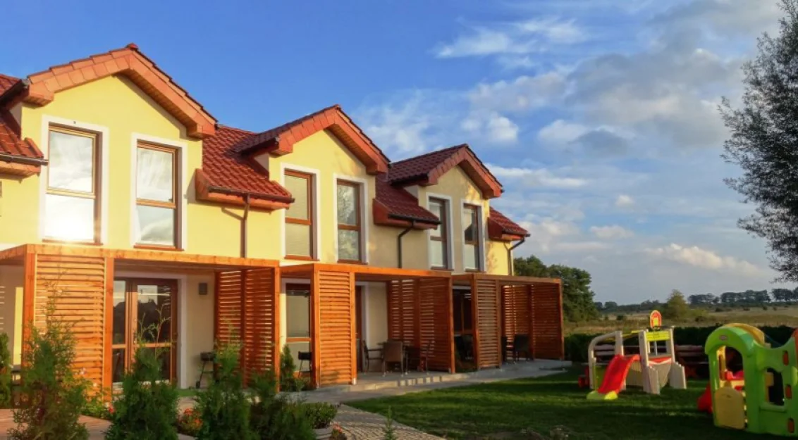 Zdjęcie Domki & Apartamenty z basenem "KORALIA" #10