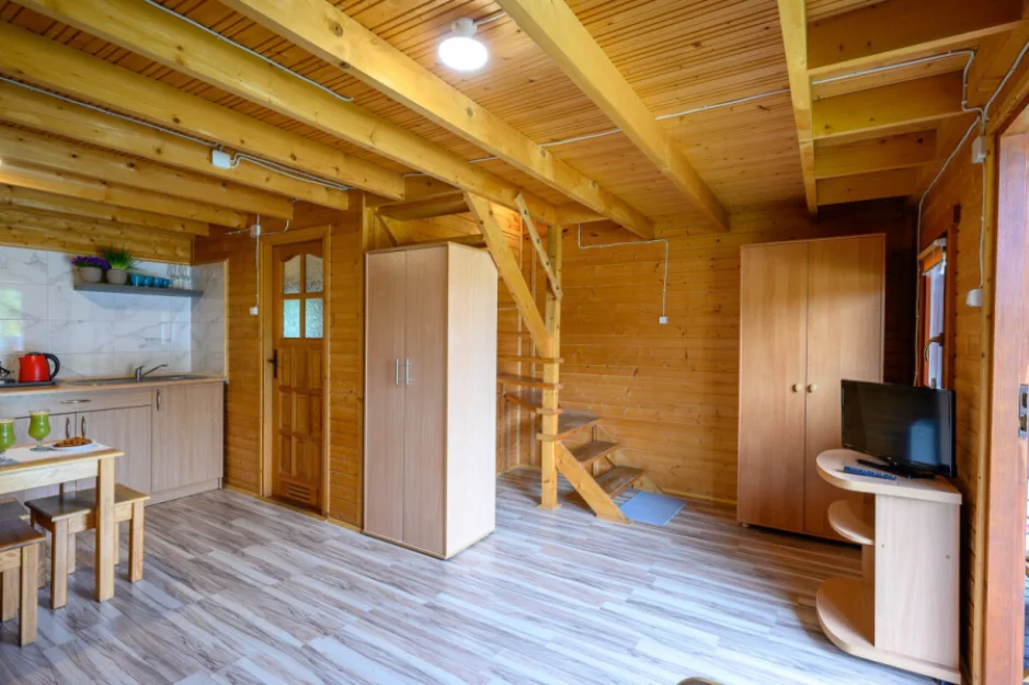 Część wypoczynkowa domek standardowy