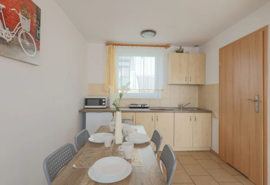 Zdjęcie DOMKI I POKOJE U MONIKI  JAROSŁAWIEC #6