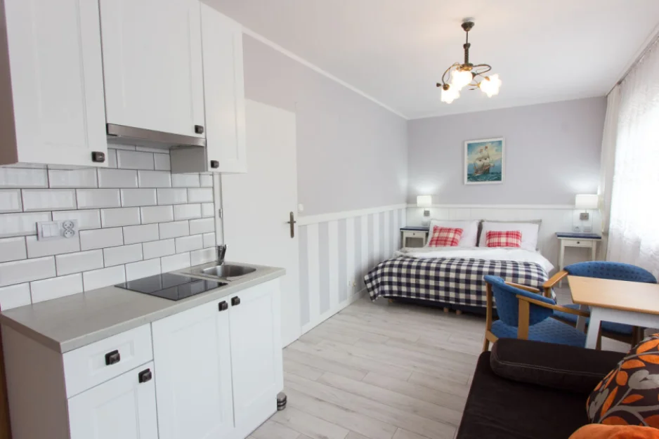 Willa Karmazyn noclegi w Międzyzdrojach 2 os pokój z aneksem kuchennym