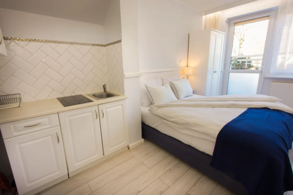 willa karmazyn noclegi-pokoj-2-osobowy-aneks-miedzyzdroje