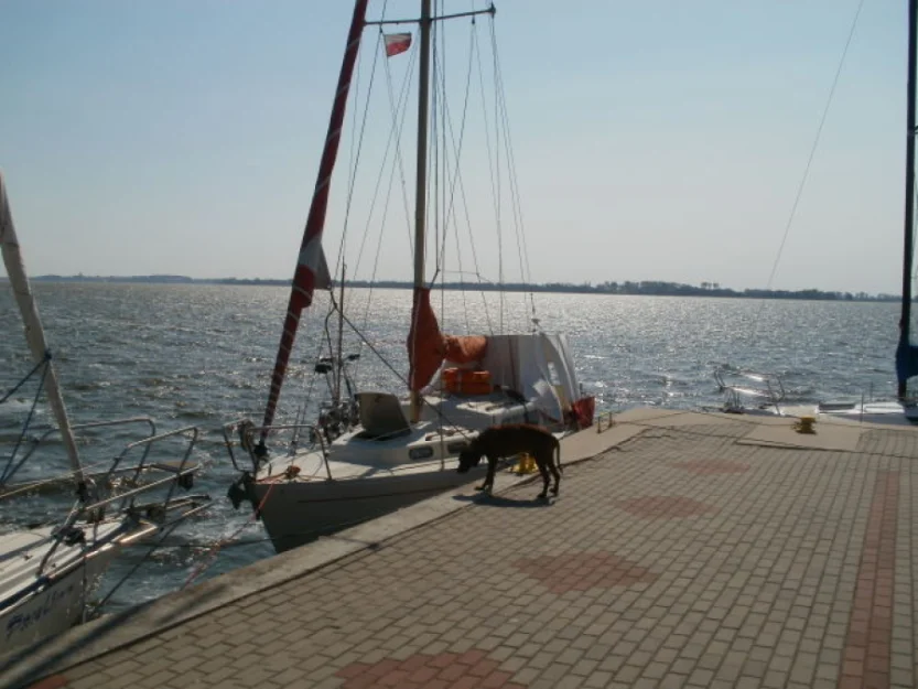 Międzywodzie - przystań jachtowa nad Zalewem Kamieńskim.