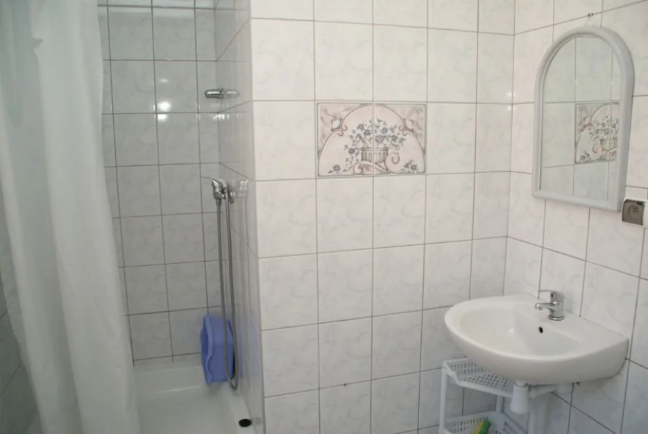 Zdjęcie Całoroczny Dom Wczasowo-Hotelowy, Kwatery Pracownicze #57