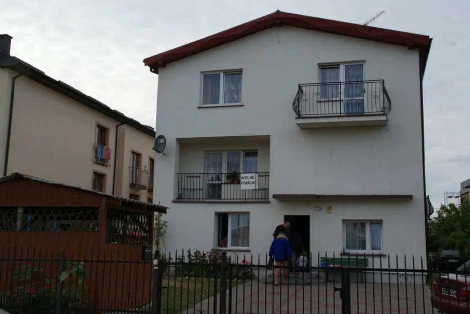 Zdjęcie Całoroczny Dom Wczasowo-Hotelowy, Kwatery Pracownicze #11