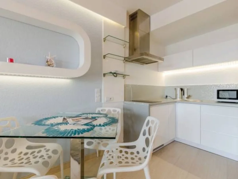 Zdjęcie APARTAMENT 361, 2 pokojowy z widokiem na morze HOTEL SPA DOM ZDROJOWY #10