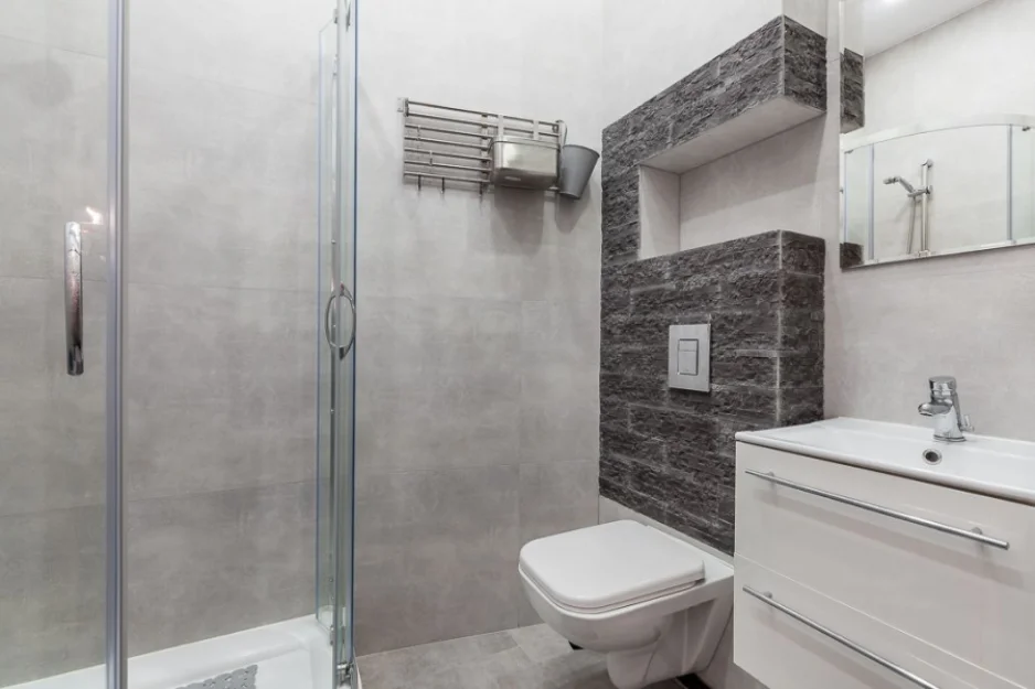 2 os.Pokój z łazienką nr.4