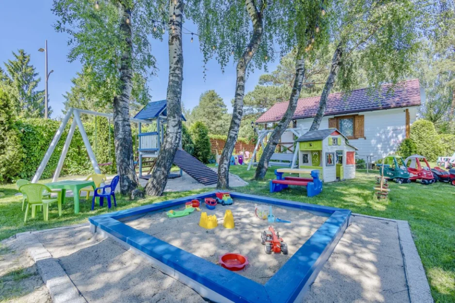 Zdjęcie Przytulne Domki Pod Brzozami w uzdrowisku #9