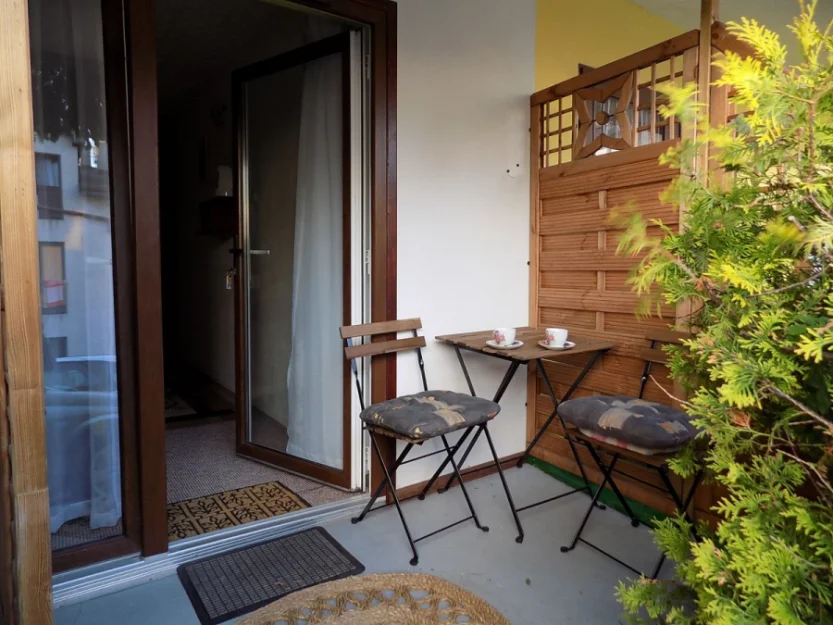 Pokój nr 2 w białym domku