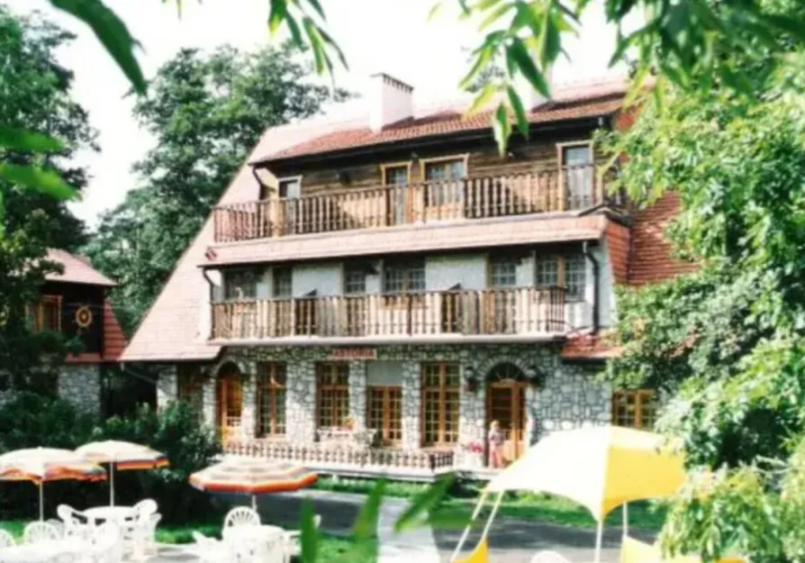 Zdjęcie "ASTORIA" Dom Wczasowy #1