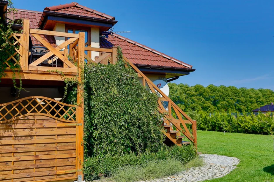 Zdjęcie Domki i Dom Wczasowy "Chabrowe Wzgórze" #9