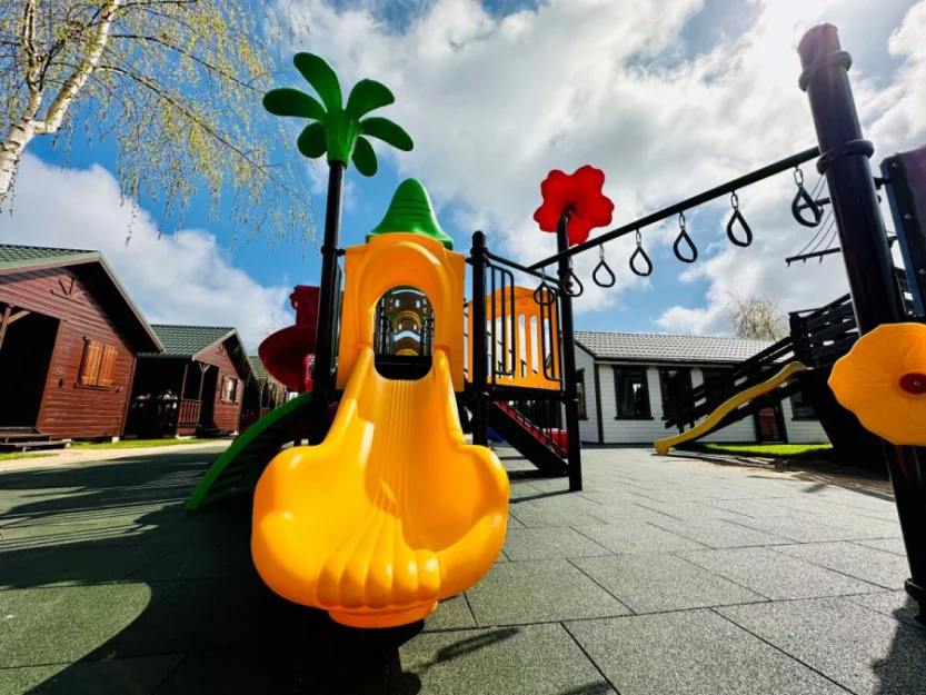 Zdjęcie DOMKI NAD MORZEM DZIEDZIC**** SARBINOWO 240M #4