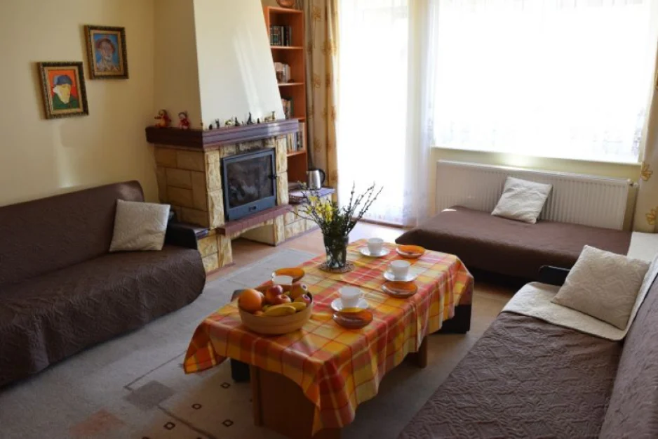 pokój nr 2 na parterze z tarasem