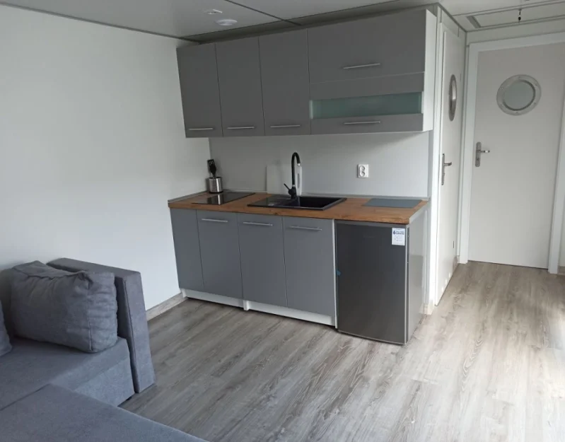 Pole namiotowe tel. 882- 573-540