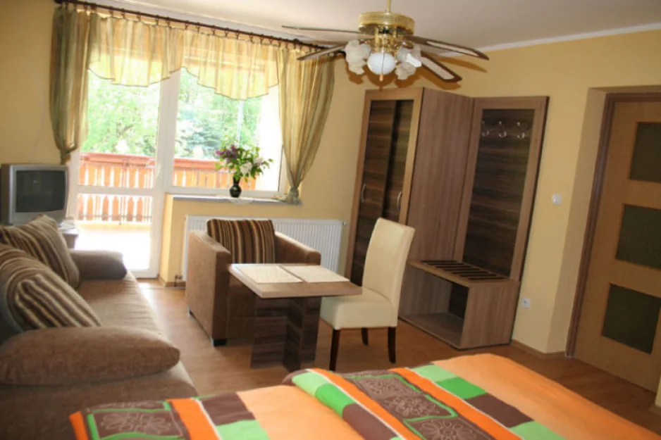 Zdjęcie Pokoje gościnne Helenka #4