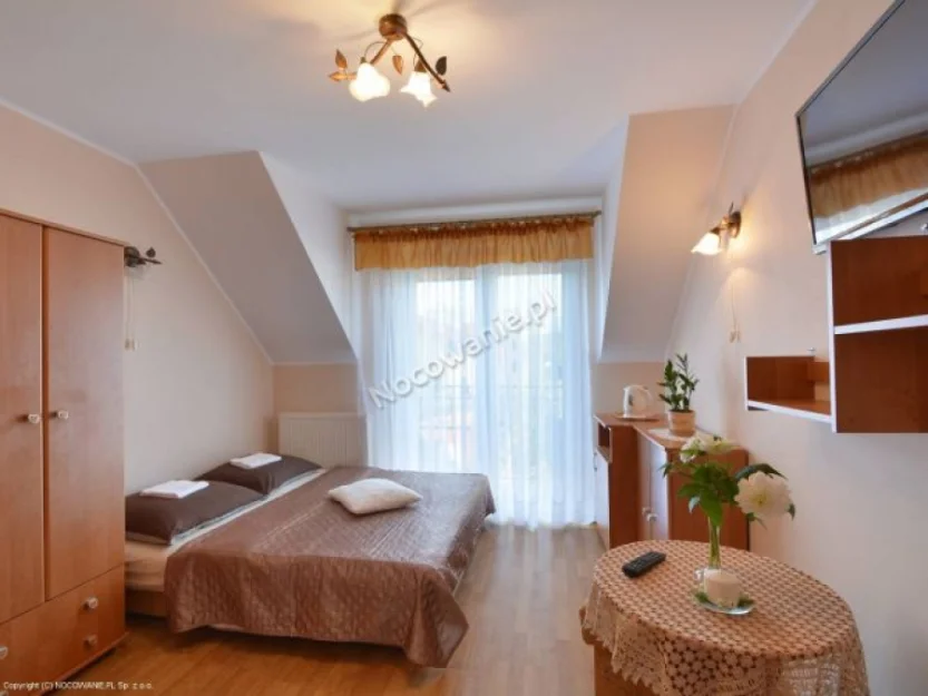 Zdjęcie Bursztyn - pokoje oraz domki. #14