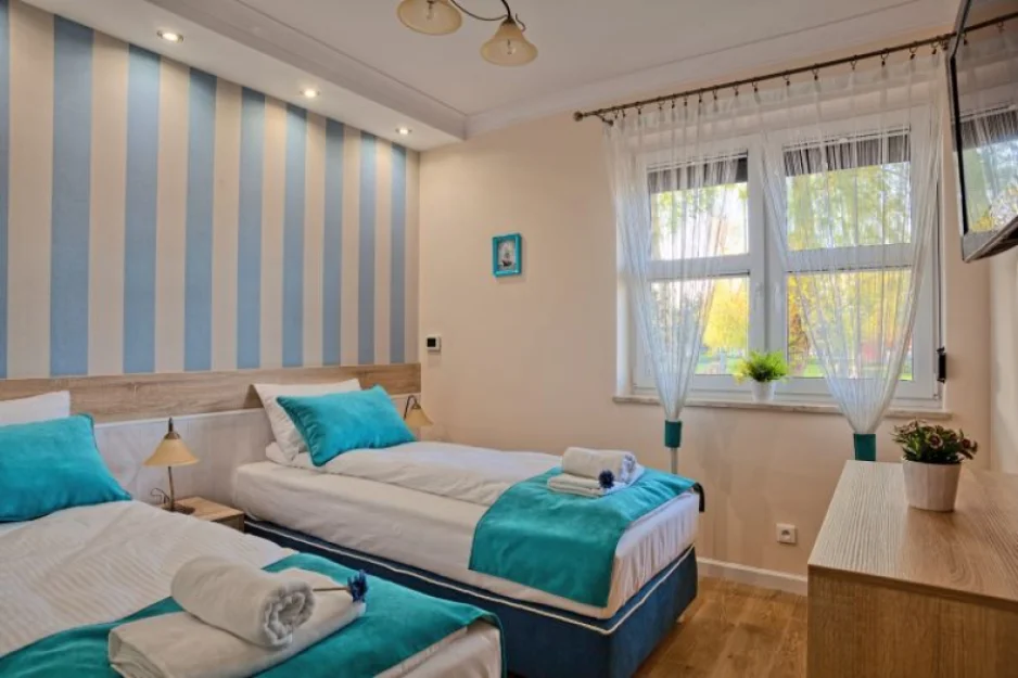 Zdjęcie APARTAMENTY "Błękitna Przystań" 200m do plaży #2