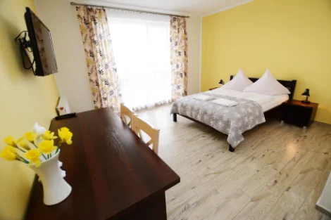 Dom Wczasowy Neptun 400 m do morza nocleg + śniadanie