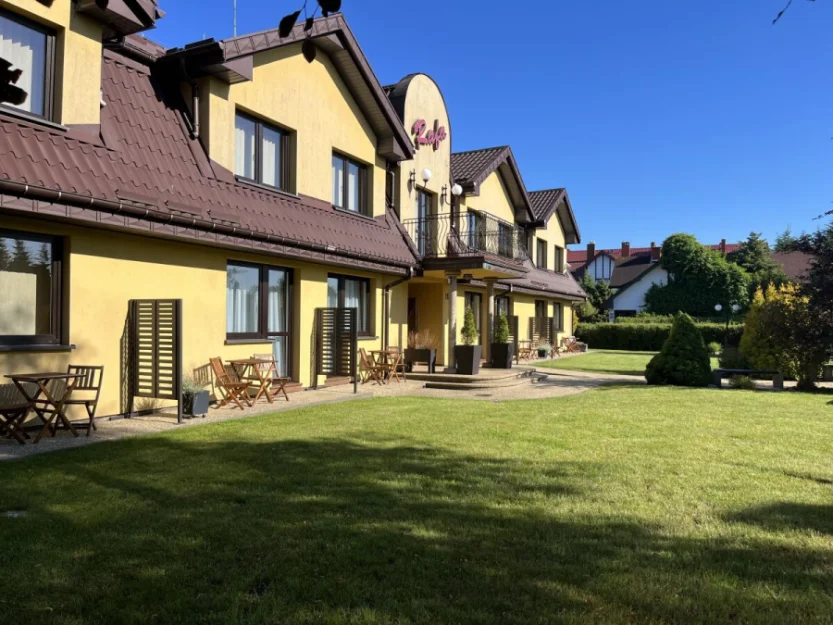 Zdjęcie Pokoje i Apartamenty Rafa #2