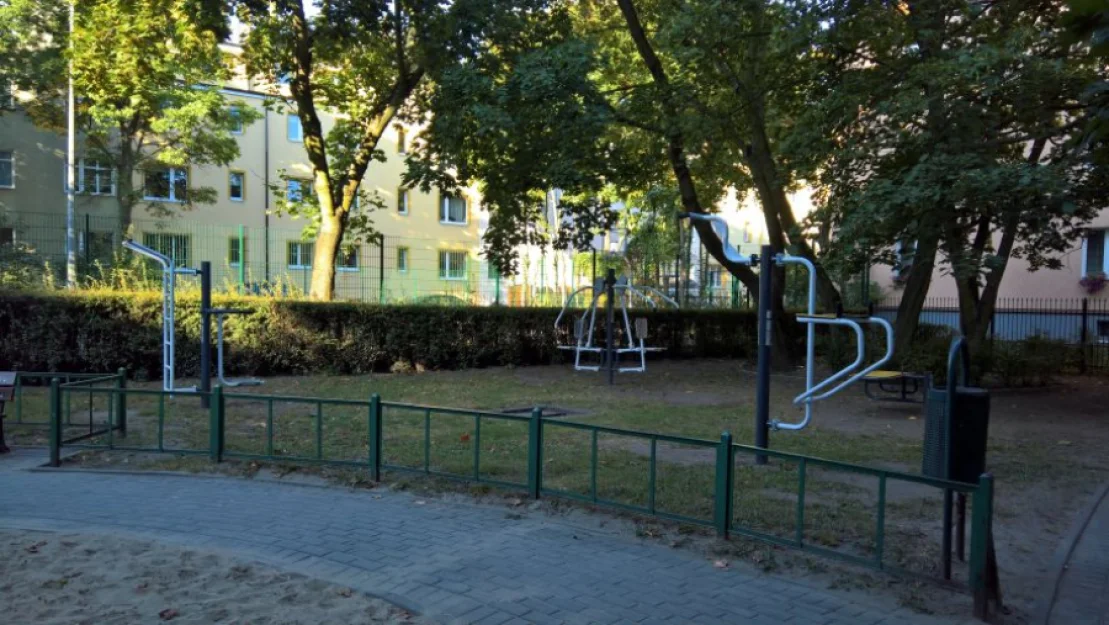 Apartament 1 plac zabaw (2)