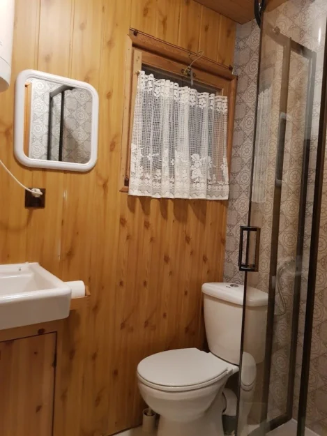 Zdjęcie Dom letniskowy nad jeziorem na ogromnej działce  #49