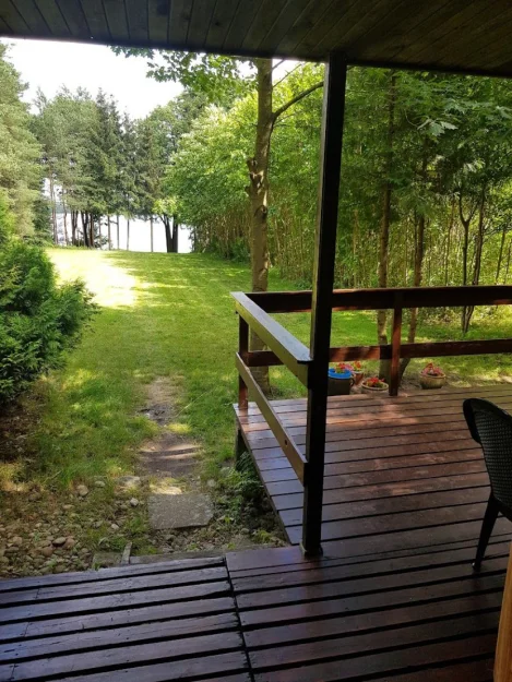 Zdjęcie Dom letniskowy nad jeziorem na ogromnej działce  #2