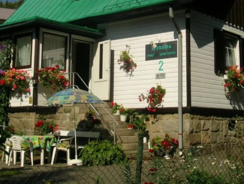 Pokoje Gościnne ALFREDA