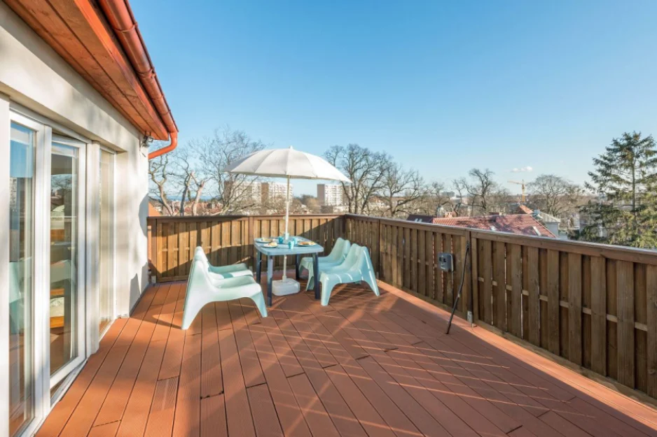 4-os Deluxe - prywatny taras