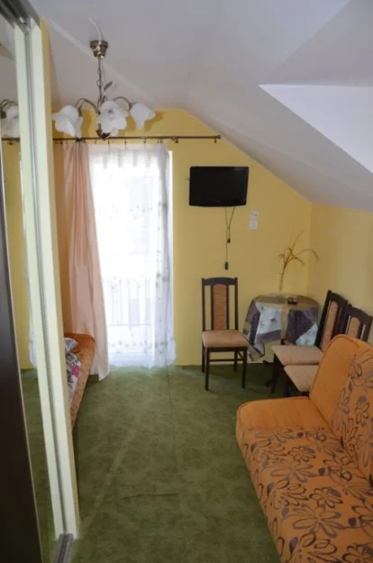 Zdjęcie Pokoje i Apartamenty #23